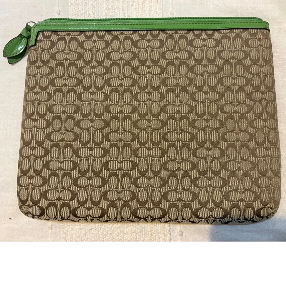 Coach Daisy Signature Canvas Laptop Sleeve Pouch Brown Green Monogram Floral Y2K